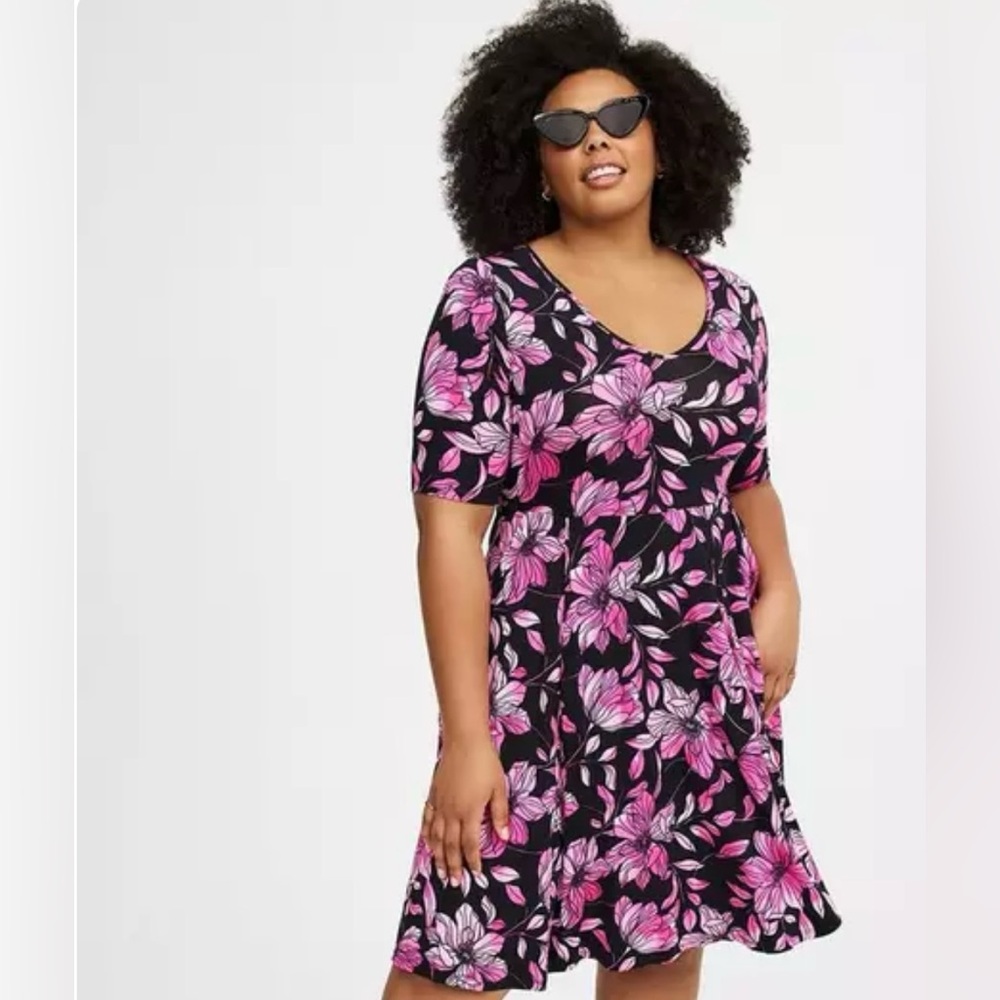 Torrid Floral Super Soft Skater Dress Women’s Size 1